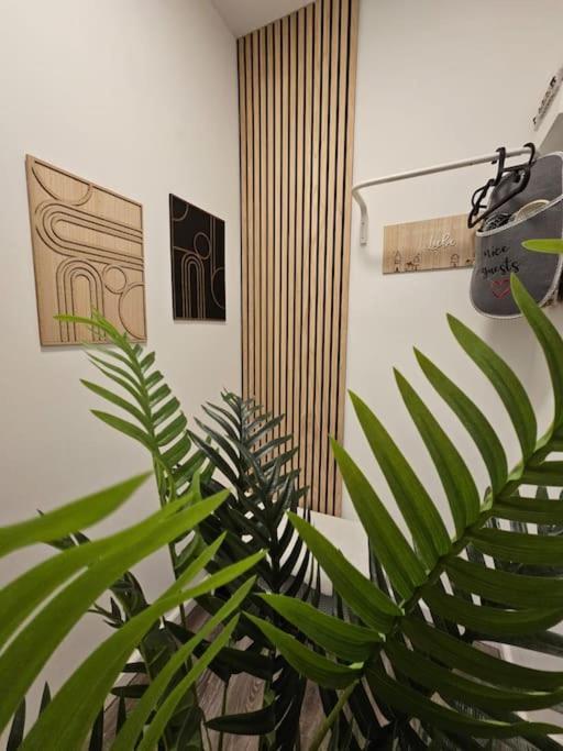 Affordable Suite In Vienna'S Hotpoint エクステリア 写真