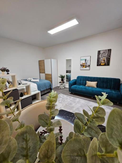 Affordable Suite In Vienna'S Hotpoint エクステリア 写真